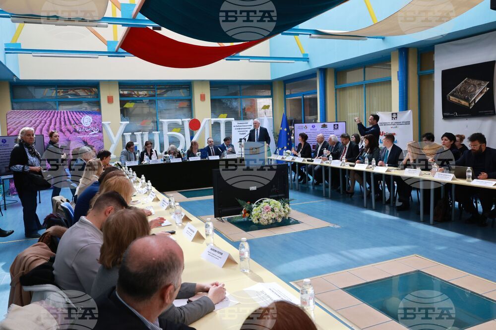Студенти от УниБИТ представиха свои изследвания за туризма и дигиталните технологии на конференцията „Култура. Туризъм. Комуникации"